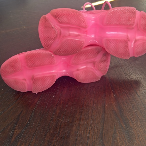 Steve Madden Pink SM NY 90 active fun fab embellished with bling!! - Picture 11 of 13